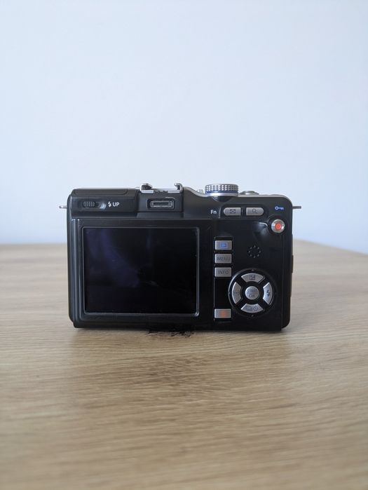 Olympus E-PL1 - УНИКАЛНИ СНИМКИ Дигитален Фотоапарат в Отлично състояние