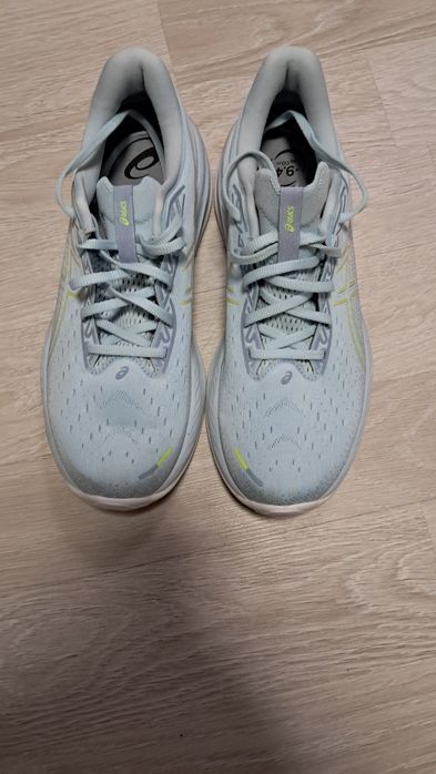 Маратонки ASICS 45