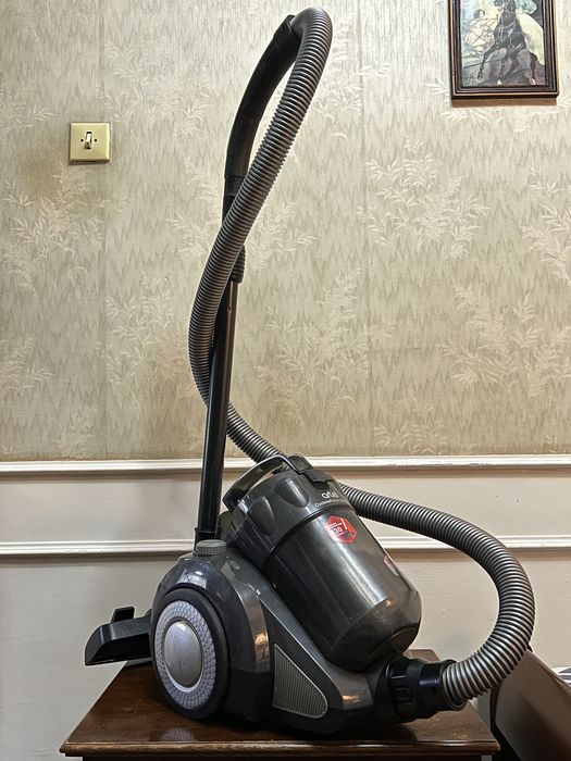 Пылесос Artel VCC0220GRY