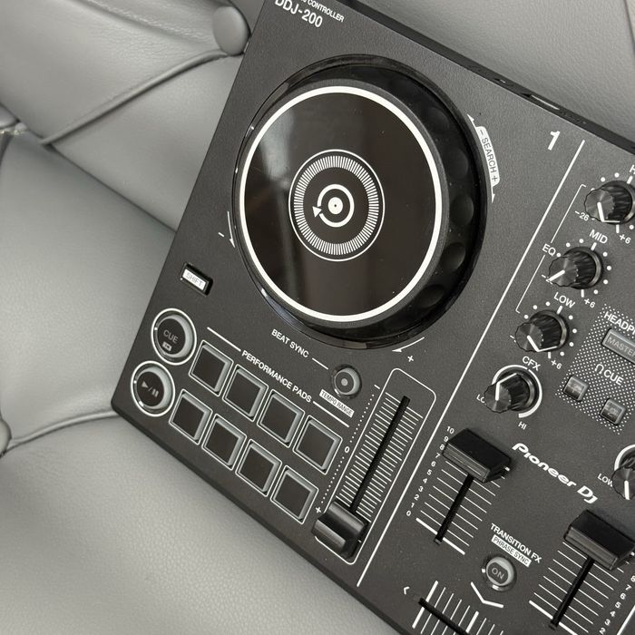 DJ контроллер Pioneer DDJ-200 | DJ пульт