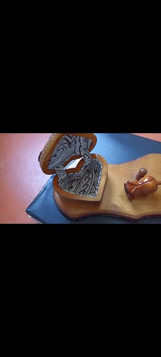 Шкатулка для украшений из дерево (ручная работа)