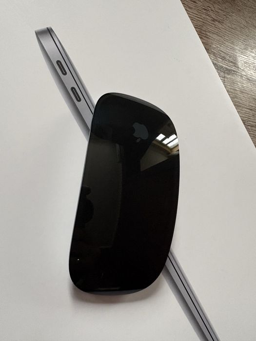 Macbook Air + Magic Mouse