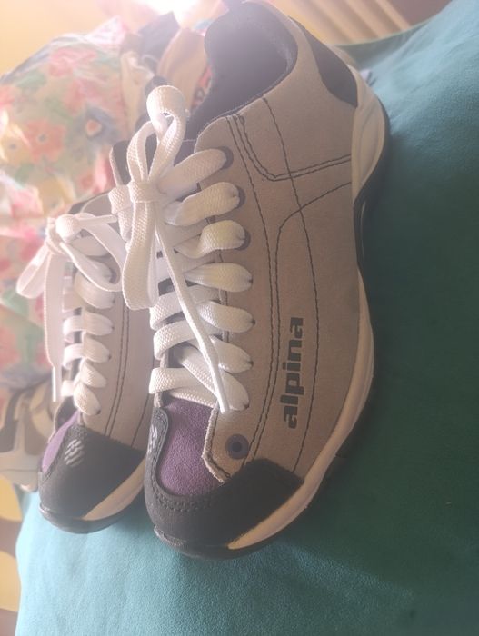 Adidasi pielePUMA roz36, Alpina NOI de tot