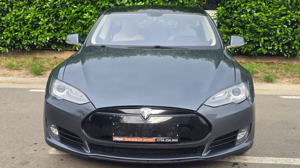 Tesla Model S TESLA Model S 85  400 CP Autonomie 380 KM Tipic INCARCARE GRATIS