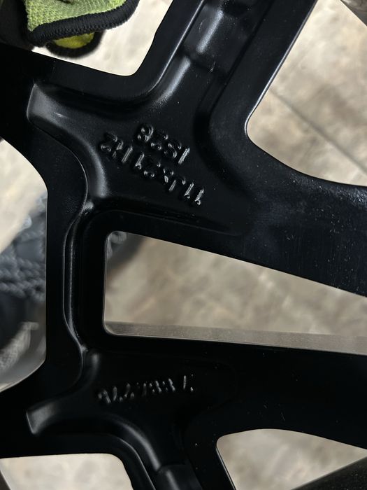 Janta 21 bmw M5 G90 style M952 spate 11j