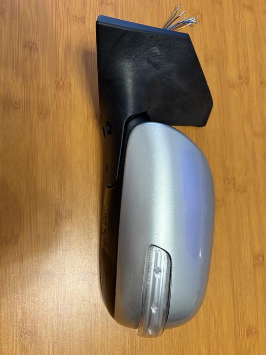 Зеркало Тойота Авенсис 2 рест (левое)