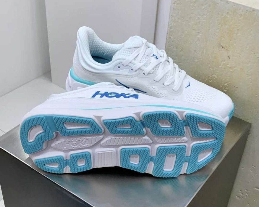 Нови дамски маратонки Hoka One One Bondi 9 White Hoka Blue