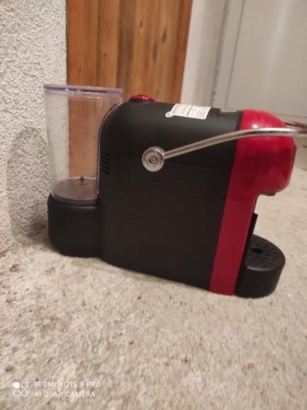 Lavazza Jolie кафе машина