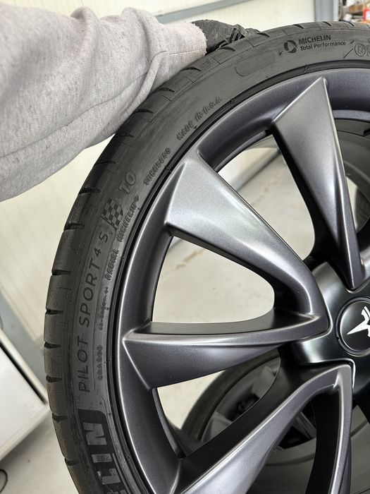 jante tesla model 3 performance 235 35 20 92y top originale