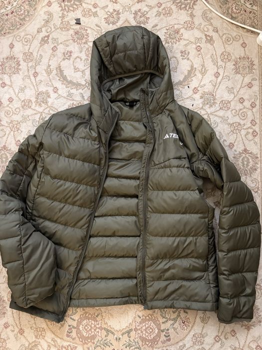 Пуховик Adidas Terrex MT Down Hooded