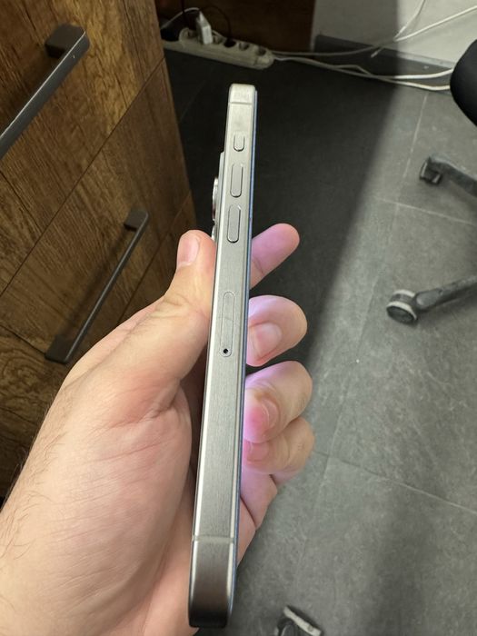 IPhone 15 Pro 256Gb Титан Срочни