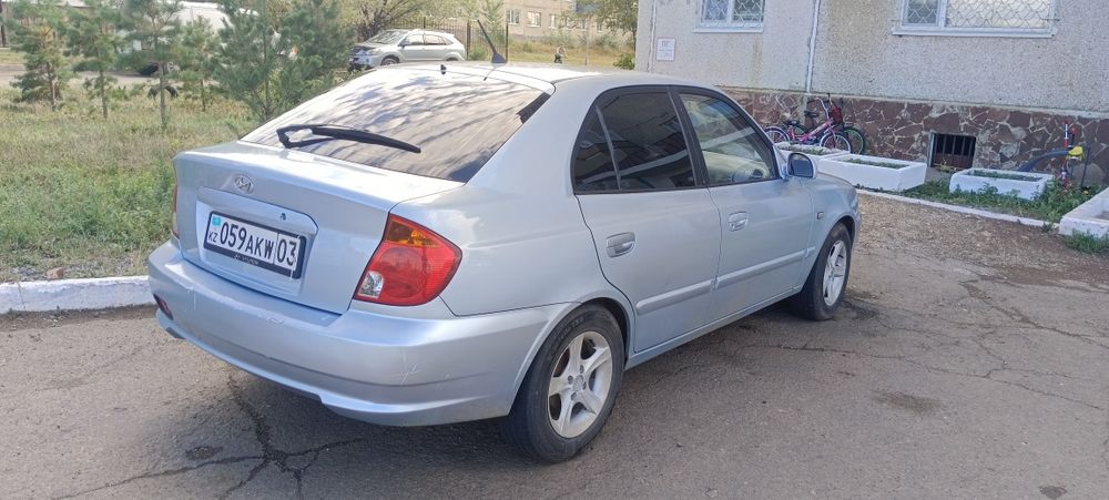 Продам Акцент автомат
