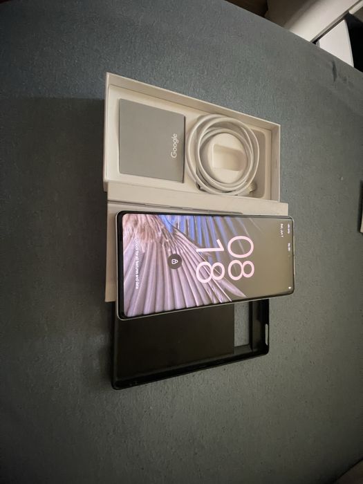 Pixel 7 pro 256 + протектор и калъф