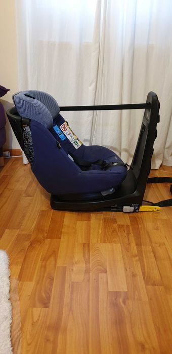Scaun auto Maxi-Cosi AxissFix 61-105 cm (de la 2 luni pana la 4 ani)