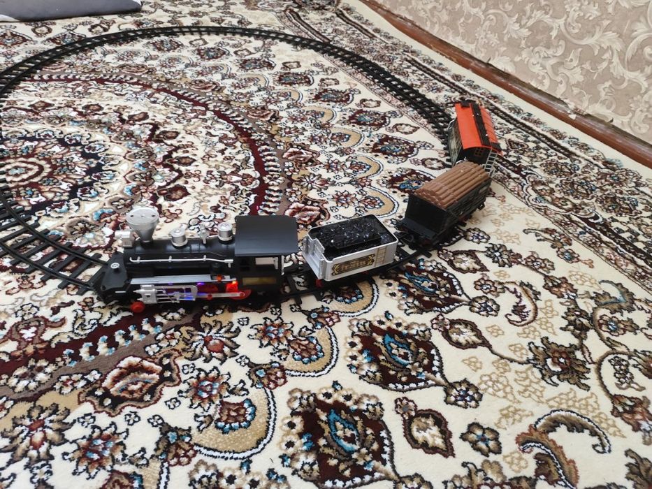 Поезд батарейкада юриди