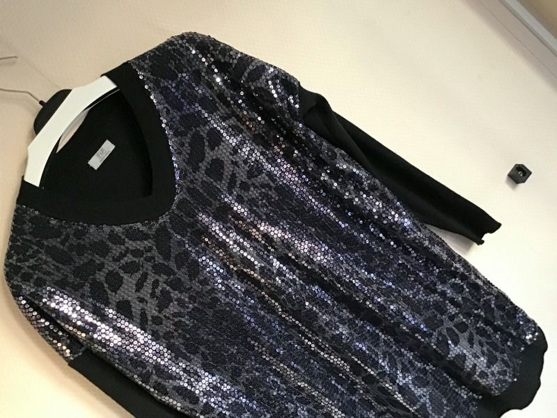 Pulover lung dama paiete model leopard F&F marimea M-L 12 UK impecabil