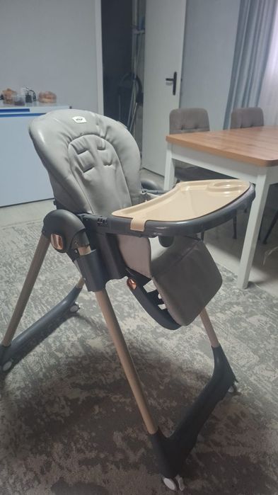 Продам стульчик для кормления