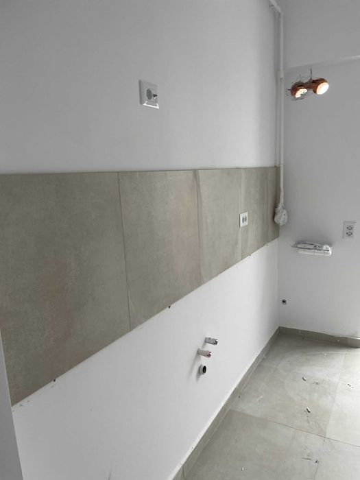 Apartament 2 camere decomandat , bloc x8 , sc c, et 2,