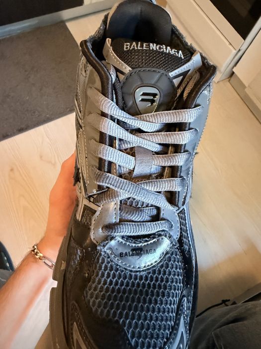 Balenciaga Runner Сив Grunge style