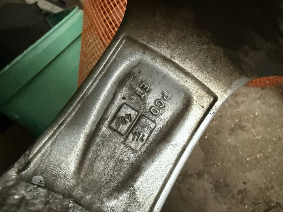 Джанти 16 цола Dezent 5x114.3