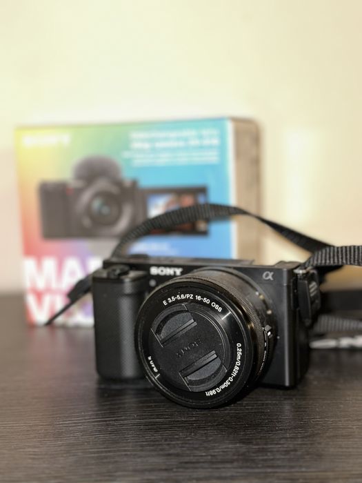 Фотоапарат Mirrorless Sony Alpha ZV-E10