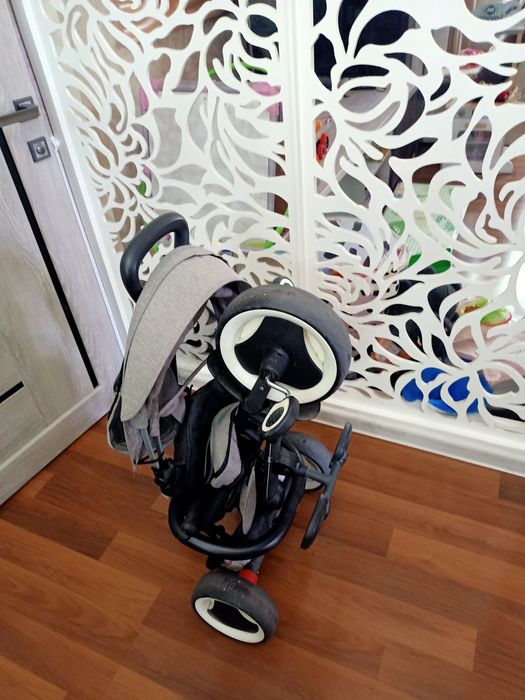 Продам детскую коляску и велосипед