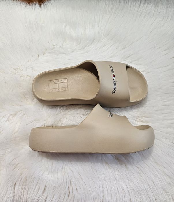 Papuci Tommy, 41
