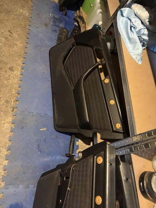 Mercedes w124 230E automatic на части или цяла