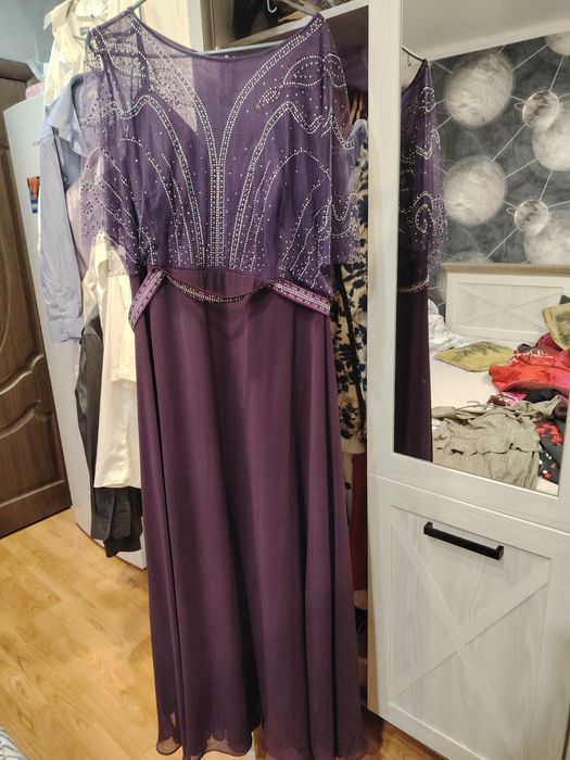 Продам платье б/у в хорошем состоянии