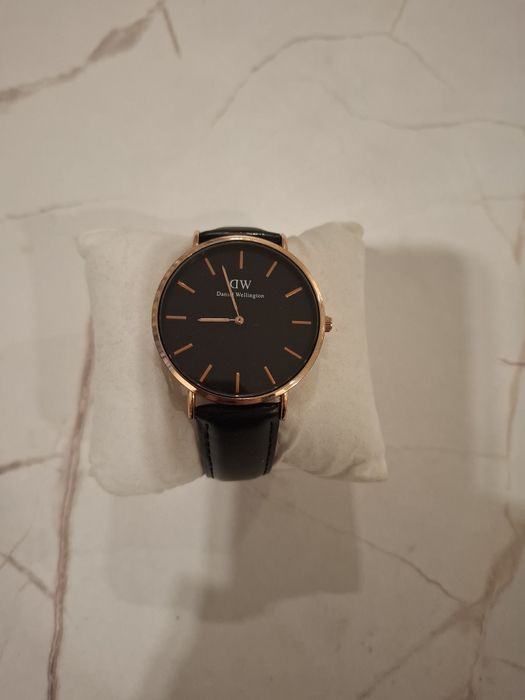 Часы женские наручные