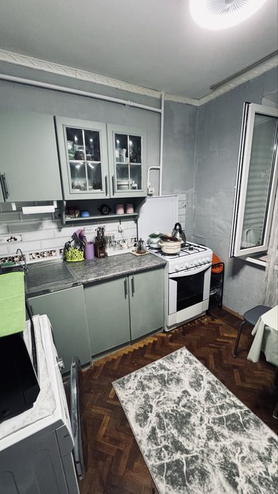 Продам 2-хкомн кв р-н Автопарк