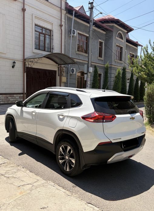Tracker premier plus 2024