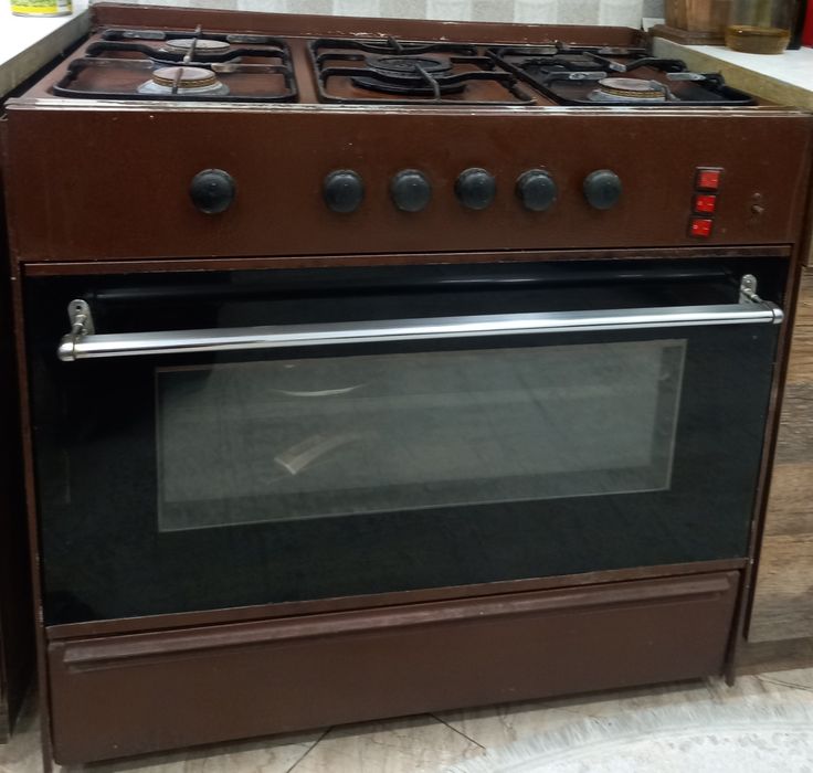 Продаётся газовая плита