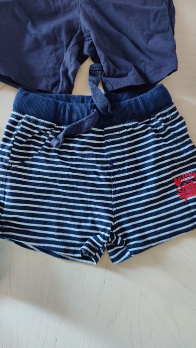 Lot pantaloni scurți 92