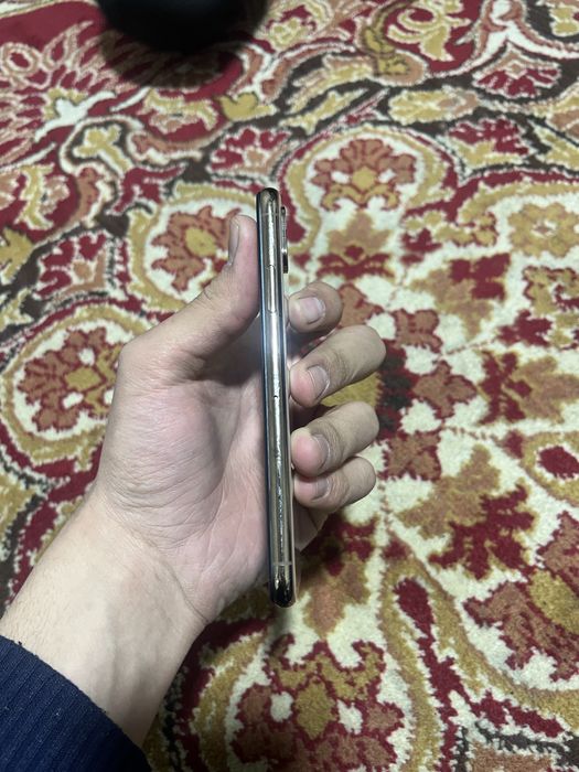 IPhone XS sotiladi