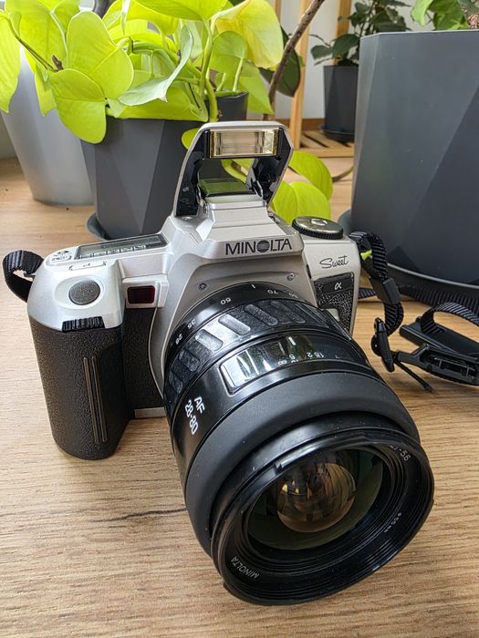 Плёночный фотоаппарат Minolta