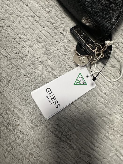 Geanta de umar guess