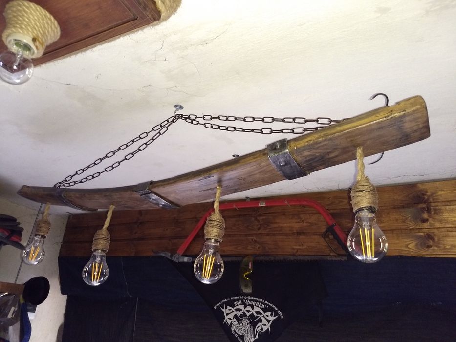 Лампа за таван бар