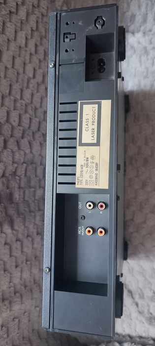 CD player Yamaha YST-99CD Natural
Sound Tabletop