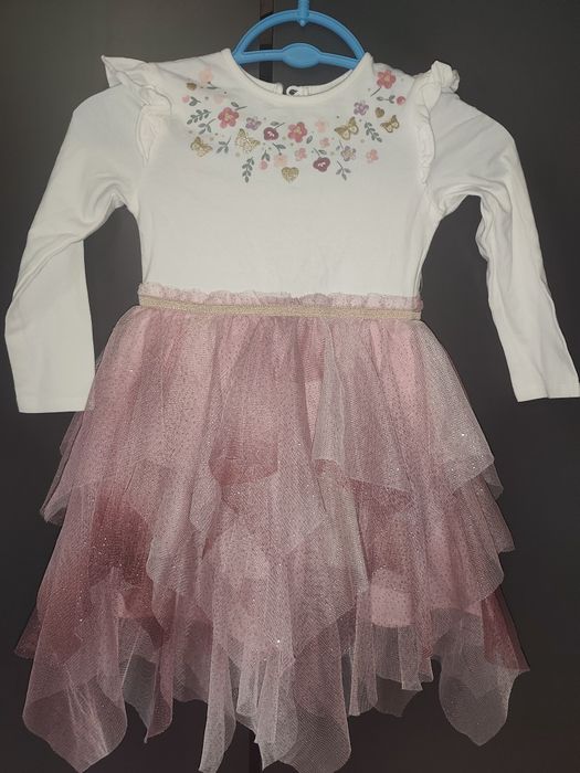 Детски роклички за 5-6 годишни деца