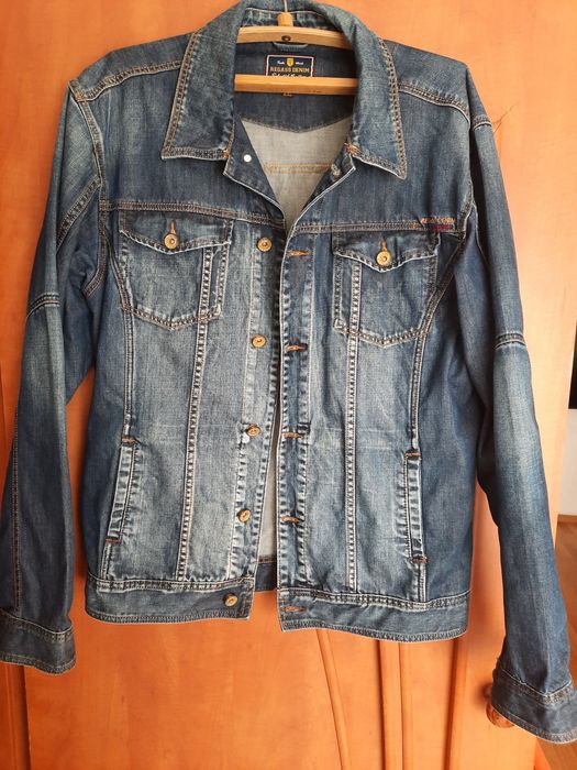 Куртка джинсовая