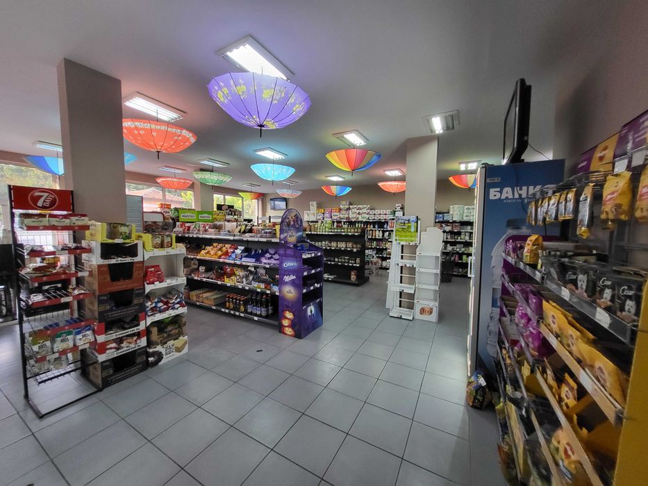 Дава се под наем Магазин в с. Братаница, Област Пазарджик - 400 кв.м за 510 € - Снимка #7