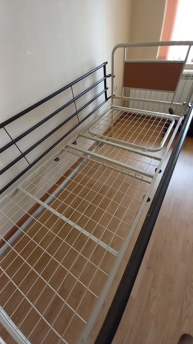 Медицинско легло