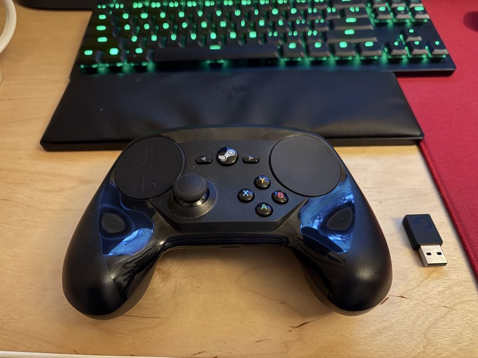 Vand Steam Controller impecabil