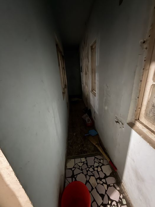 uysozlar 2.3.9 uy sotiladi 63 kv holati orta 2 honali oqip tel qlila
