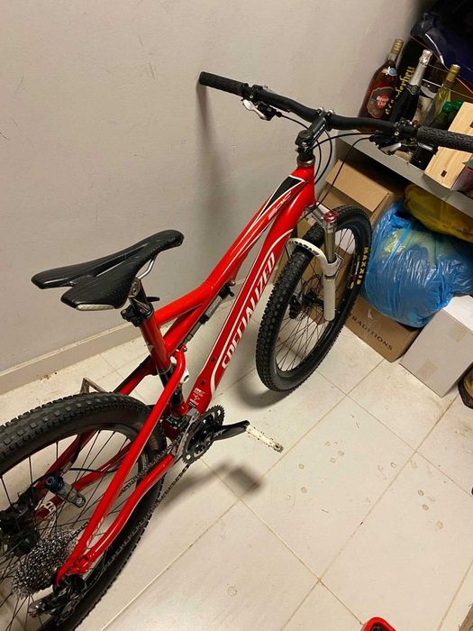 Продавам Планински велосипед Specialized epic com M