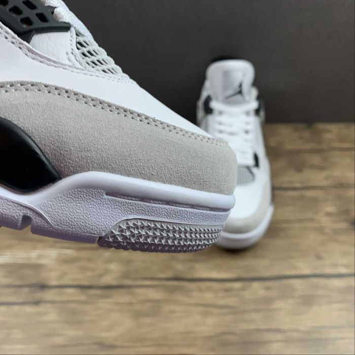 Jordan 4 Military White