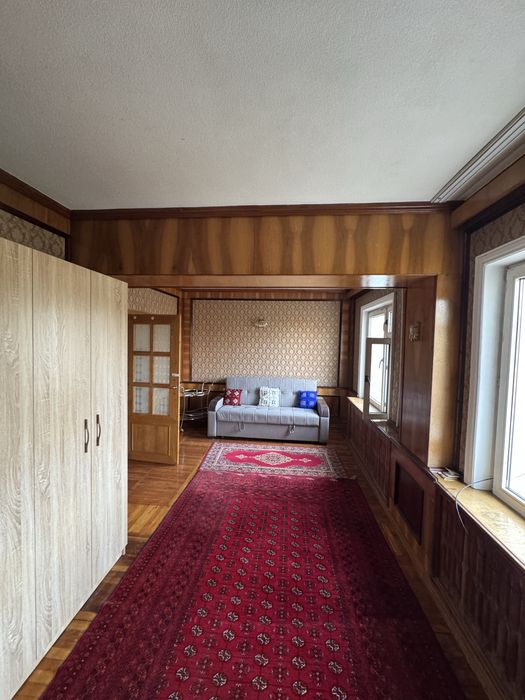 Сдается 5-ком. кв. возле наб. Анхор, ул. Ю. Раджаби, м. Космонавты