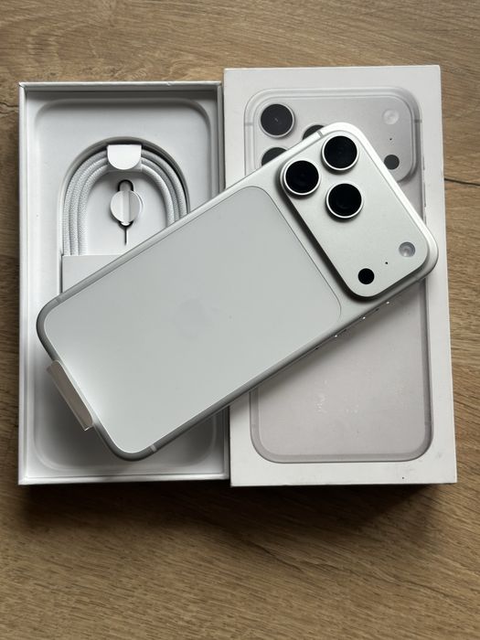 Iphone 17 Pro Max Silver 256GB НОВ! Гаранция!