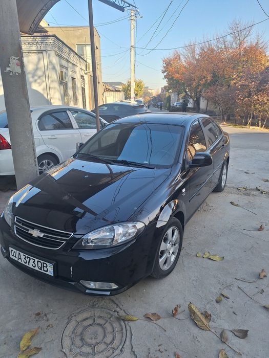 Lacetti Gentra Srochna Sotiladi